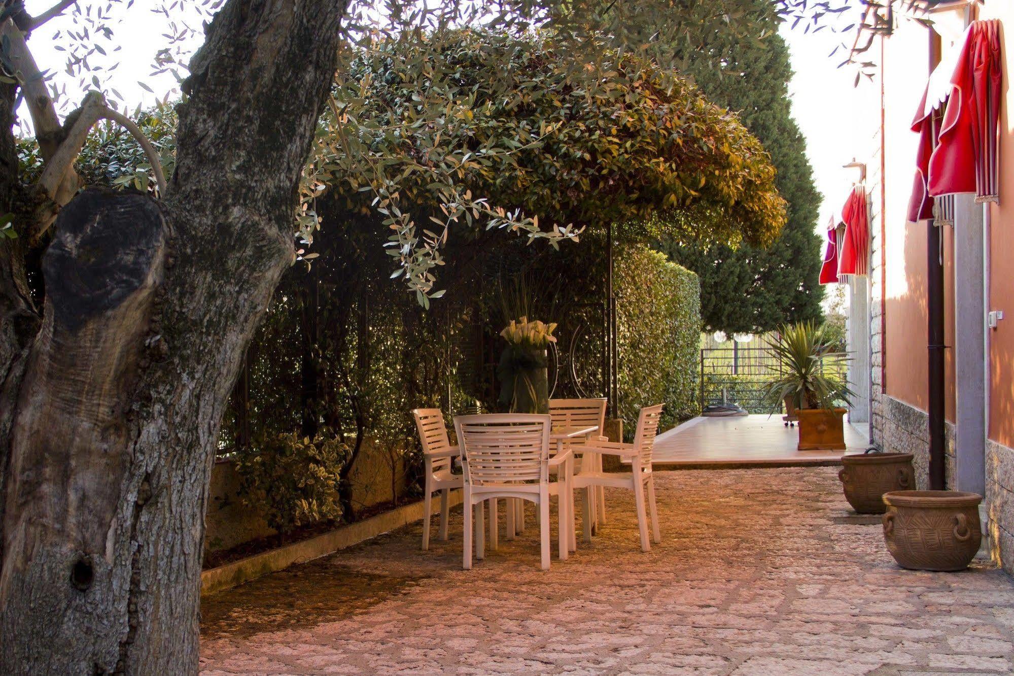 La Maison Du Port Hotel Lazise Exterior photo